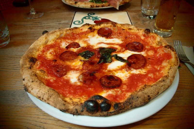 Neapolitan-Pizza