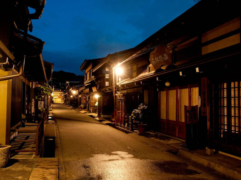  Takayama at night